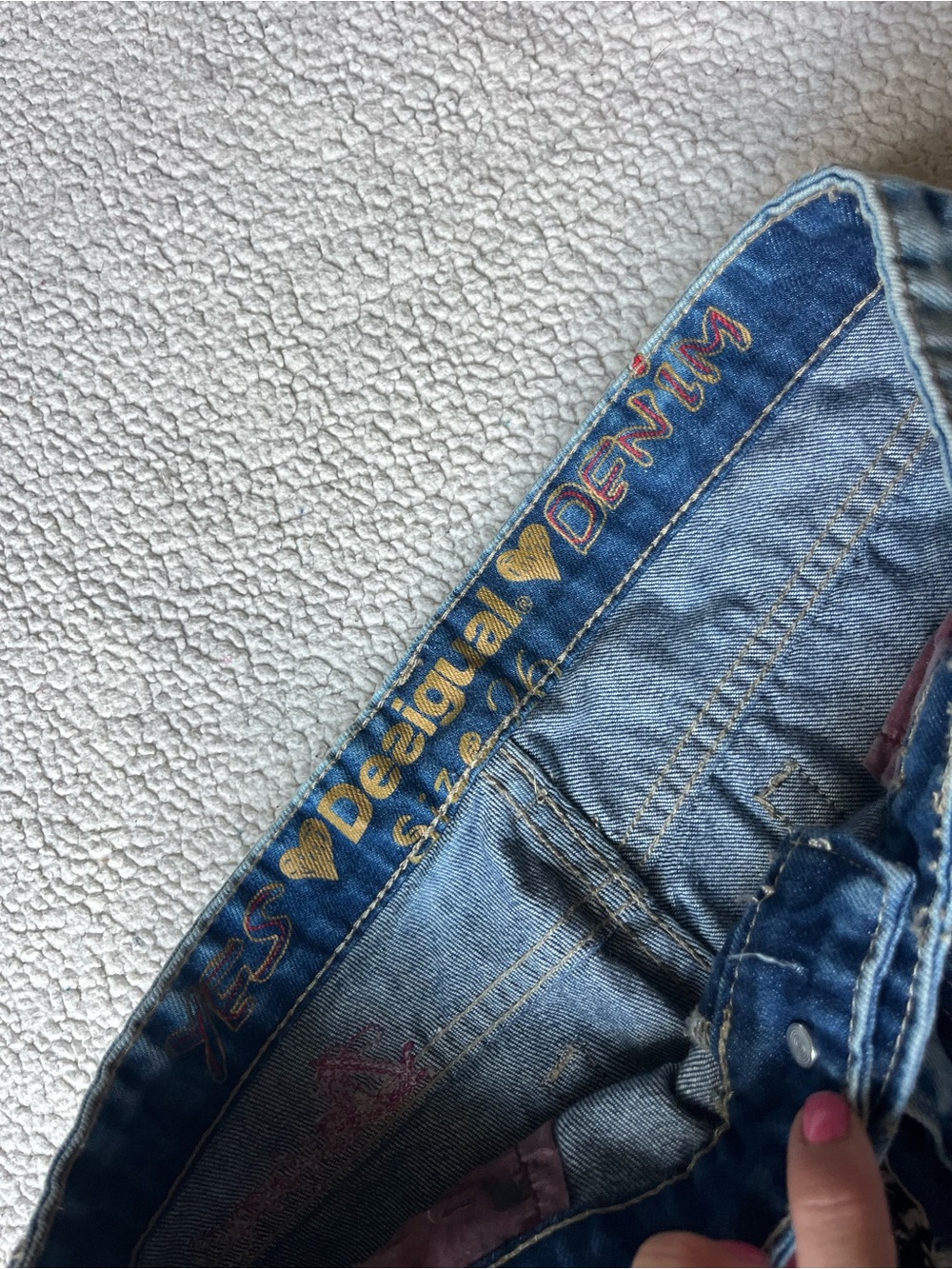 Desigual Mulato Patchwork Boyfriend Jeans Womens 6 - Picture 4 of 7